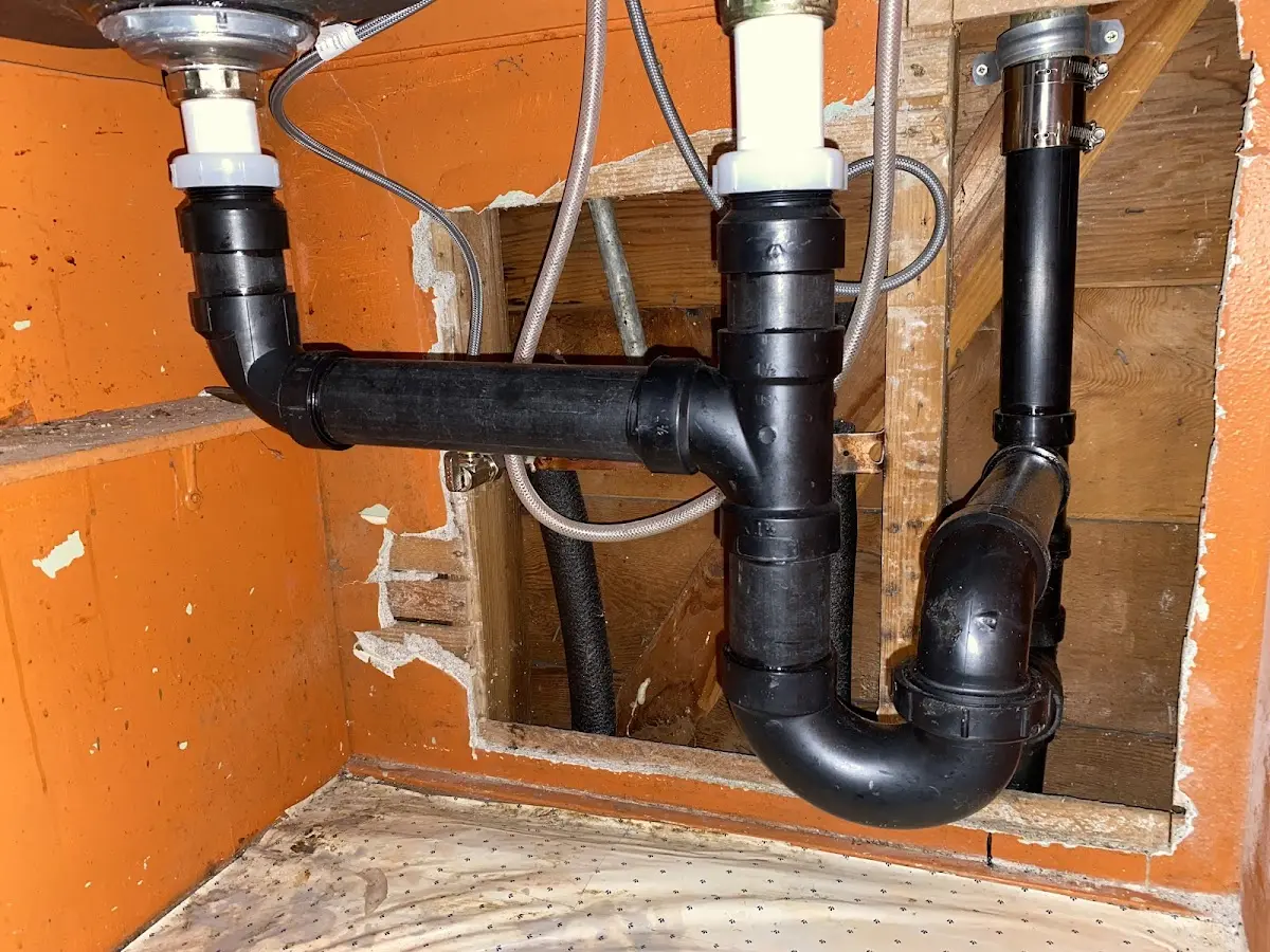 Professional Pipe Bursting equipment and tools on the job in Buckner